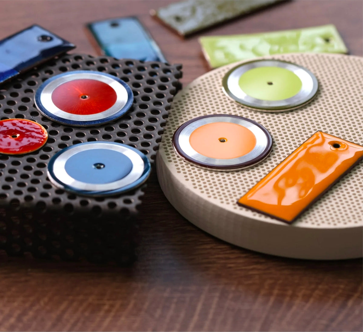 Linha Duet, dois tons em Enamel.